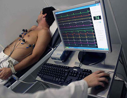 MetroCor - Instituto Metropolitano do Coração - 🔎O tilt-test é um exame  que analisa como o seu corpo regula a pressão arterial em diferentes  posições, ou seja, como ela se adapta ao